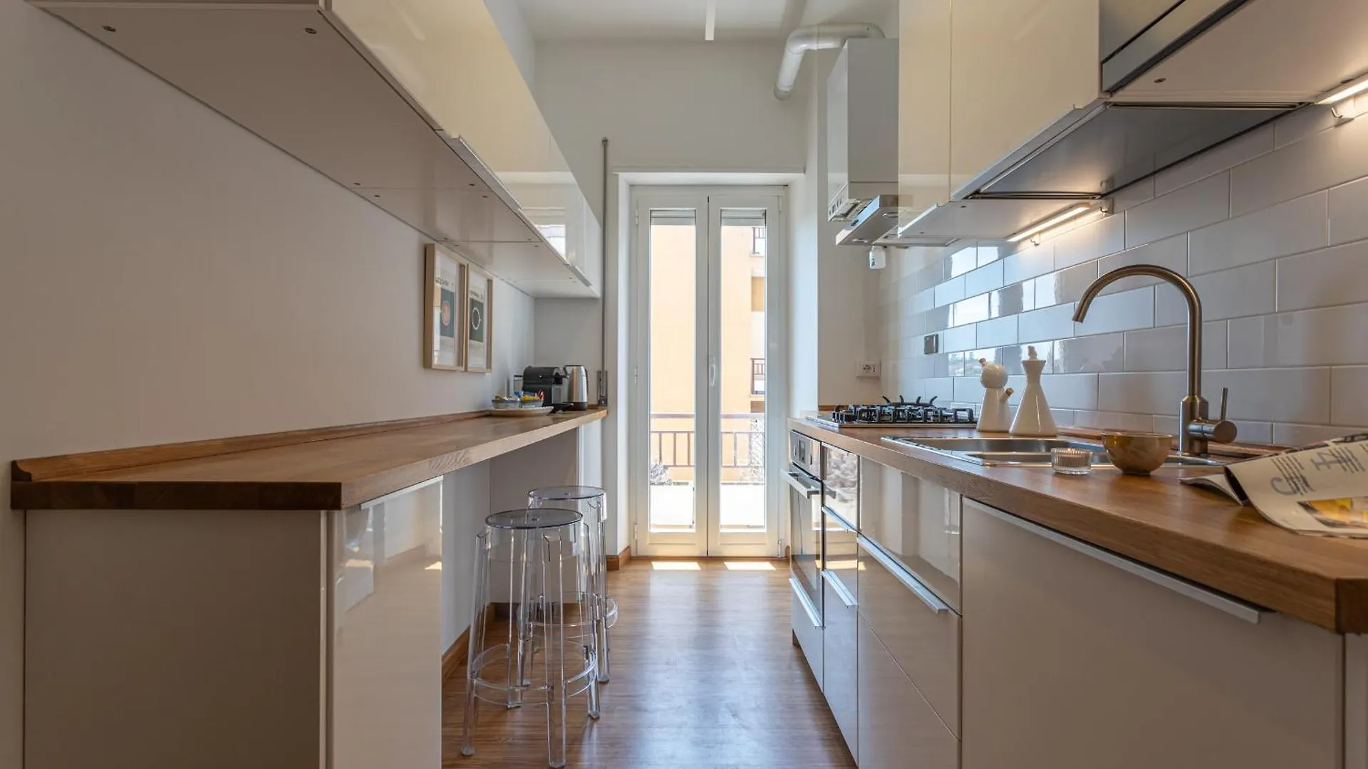 Minerva - Elegant New Classic Close To Vatican Rome
